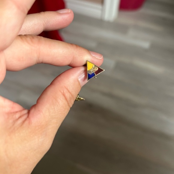 4/$50 WW2 tanker pin and armour division pin badge tie clip 🎖️ - Picture 4 of 5